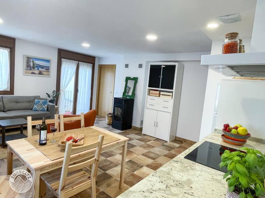 Casa Zunbeltz De 3 Habitaciones En Plena Montana Lezaun Екстер'єр фото