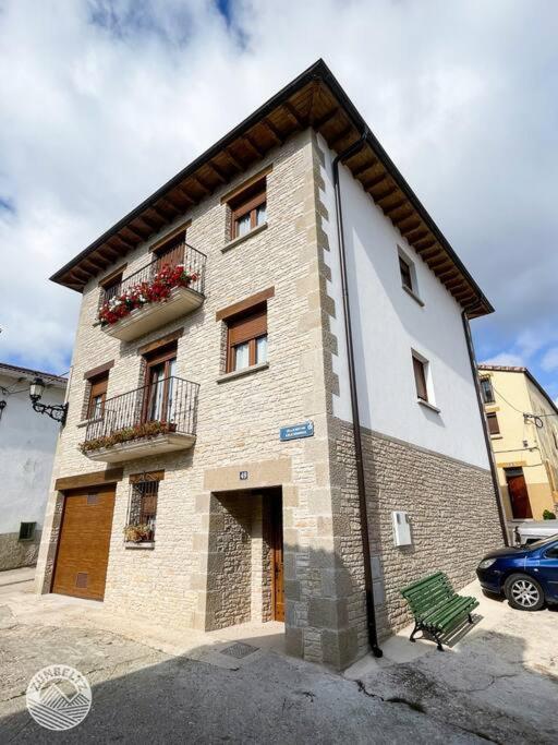 Casa Zunbeltz De 3 Habitaciones En Plena Montana Lezaun Екстер'єр фото