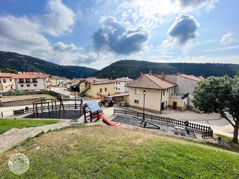 Casa Zunbeltz De 3 Habitaciones En Plena Montana Lezaun Екстер'єр фото